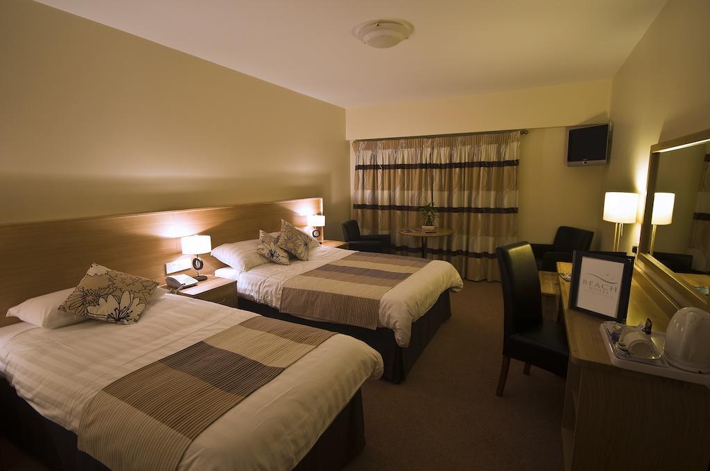 Beach Hotel & Restaurant Downings Extérieur photo